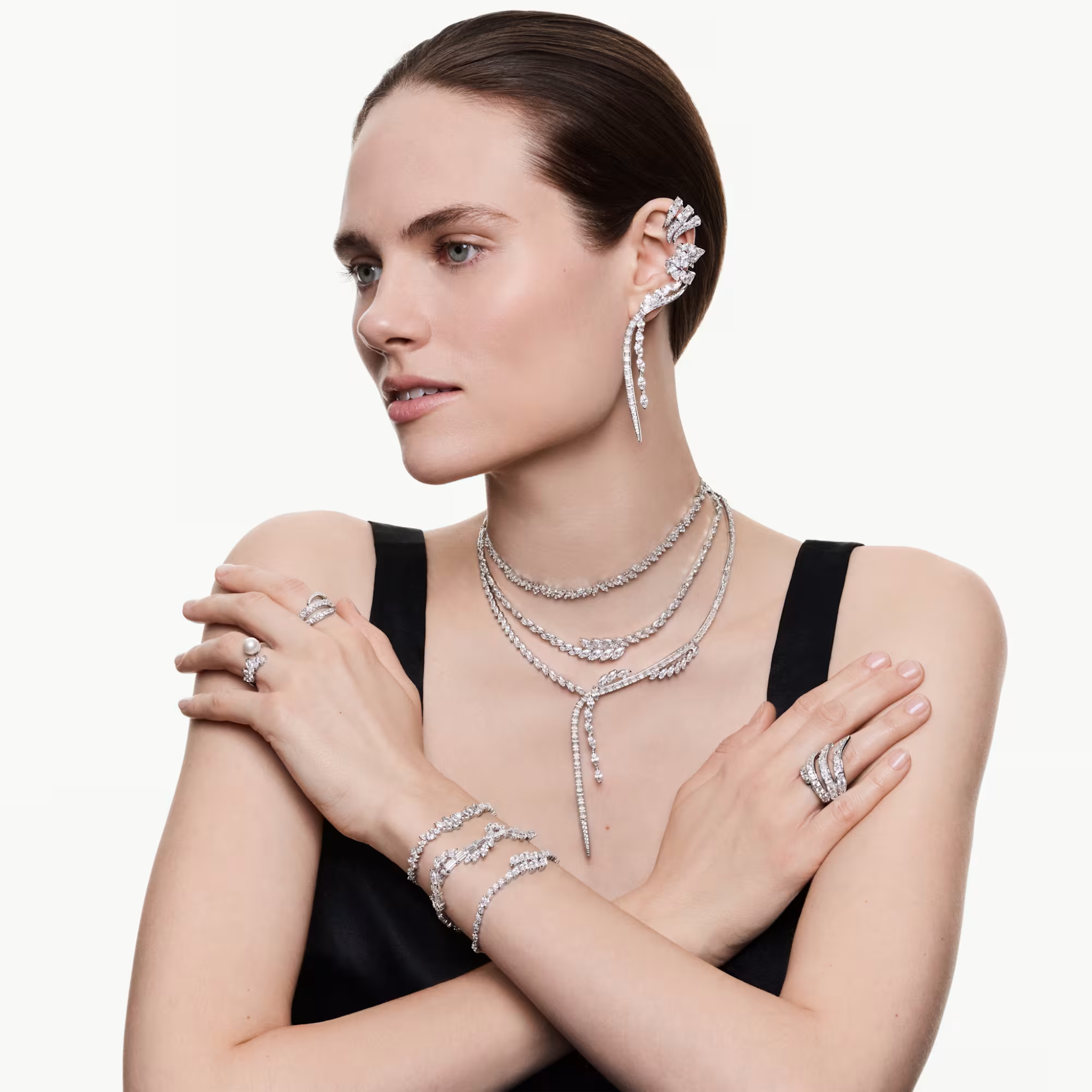 Swarovski nausznice Mesmera 5747998 3