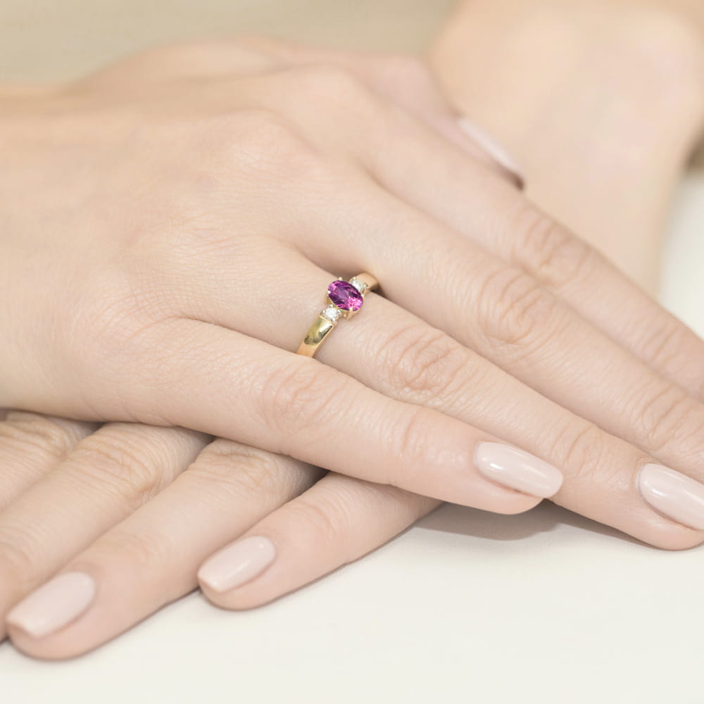 Pierścionek zaręczynowy z brylantami i różowym szafirem 0.08ct 3