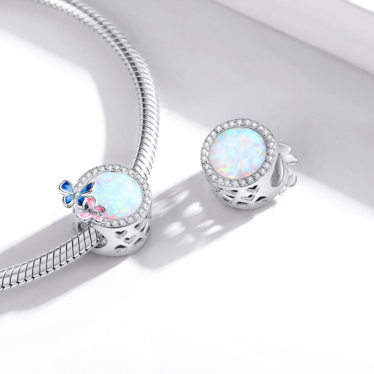 Charms Wiosenne motyle FUG0716 1