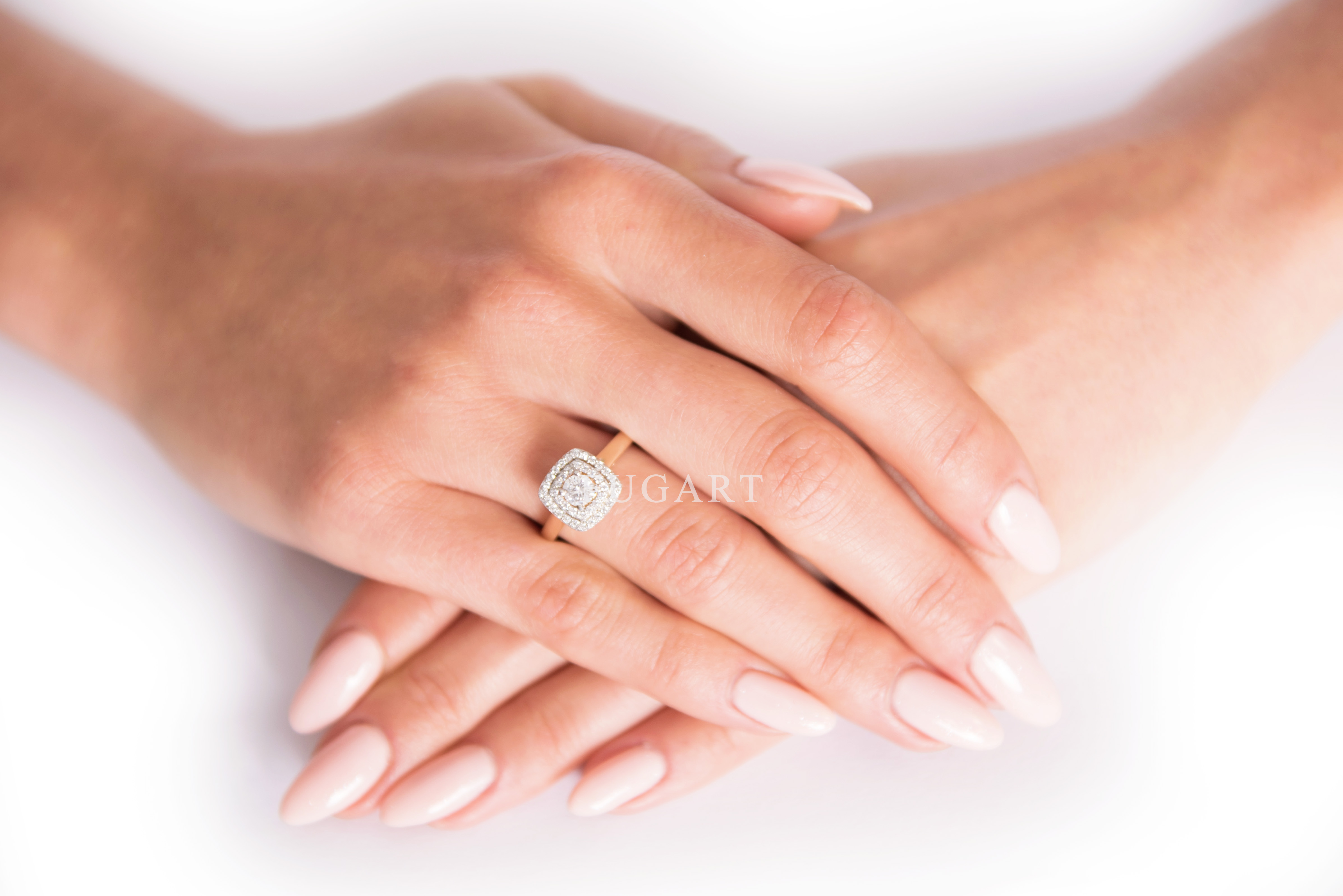 Pierścionek zaręczynowy z żółtego złota z brylantami 0.50 ct 1