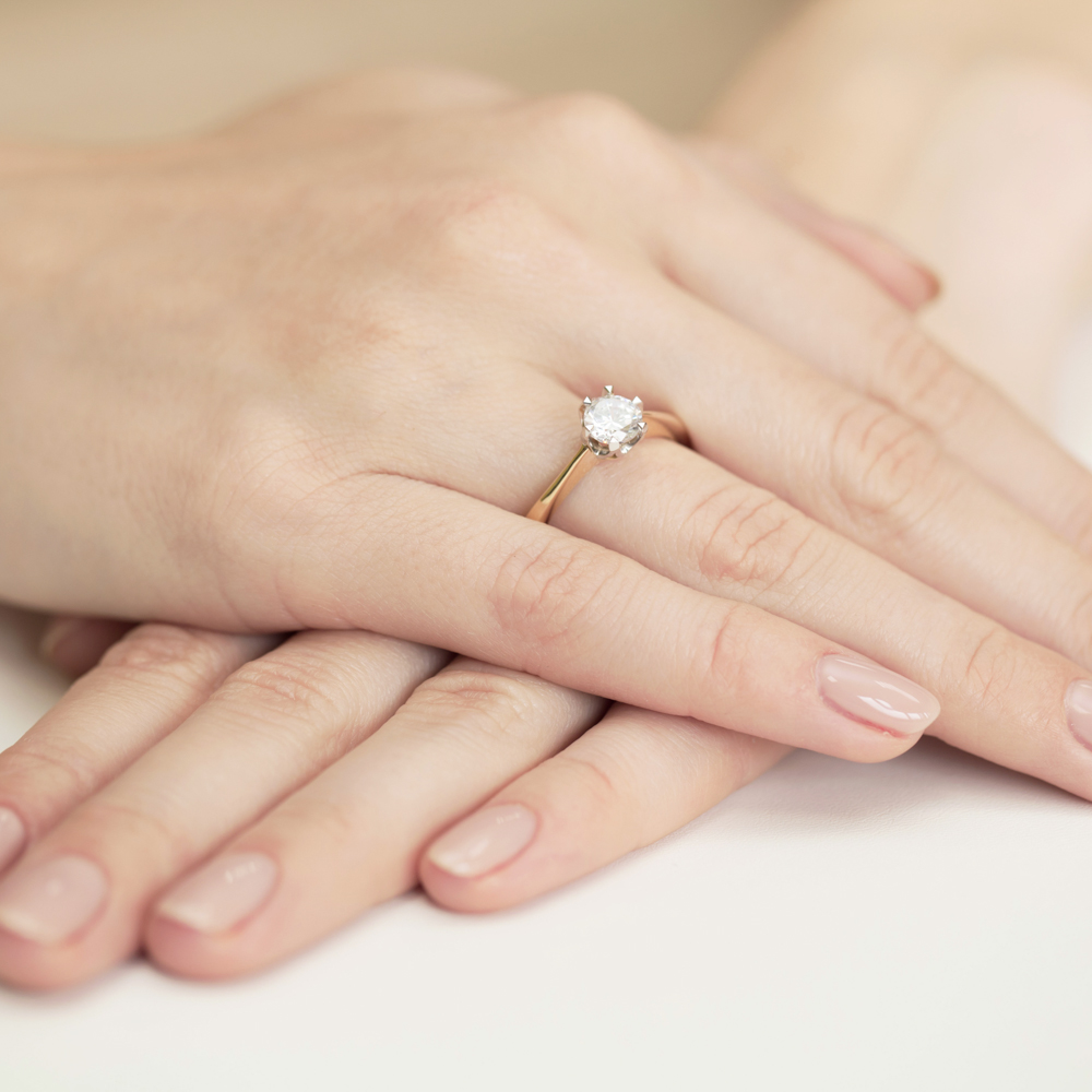 Pierścionek zaręczynowy z brylantem 0,50 ct 1